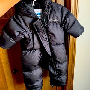 Columbia infant snowsuit - black